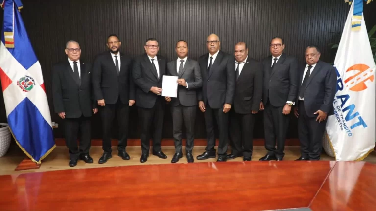 Juristas respaldan a Milton Morrison y su gestión frente al INTRANT