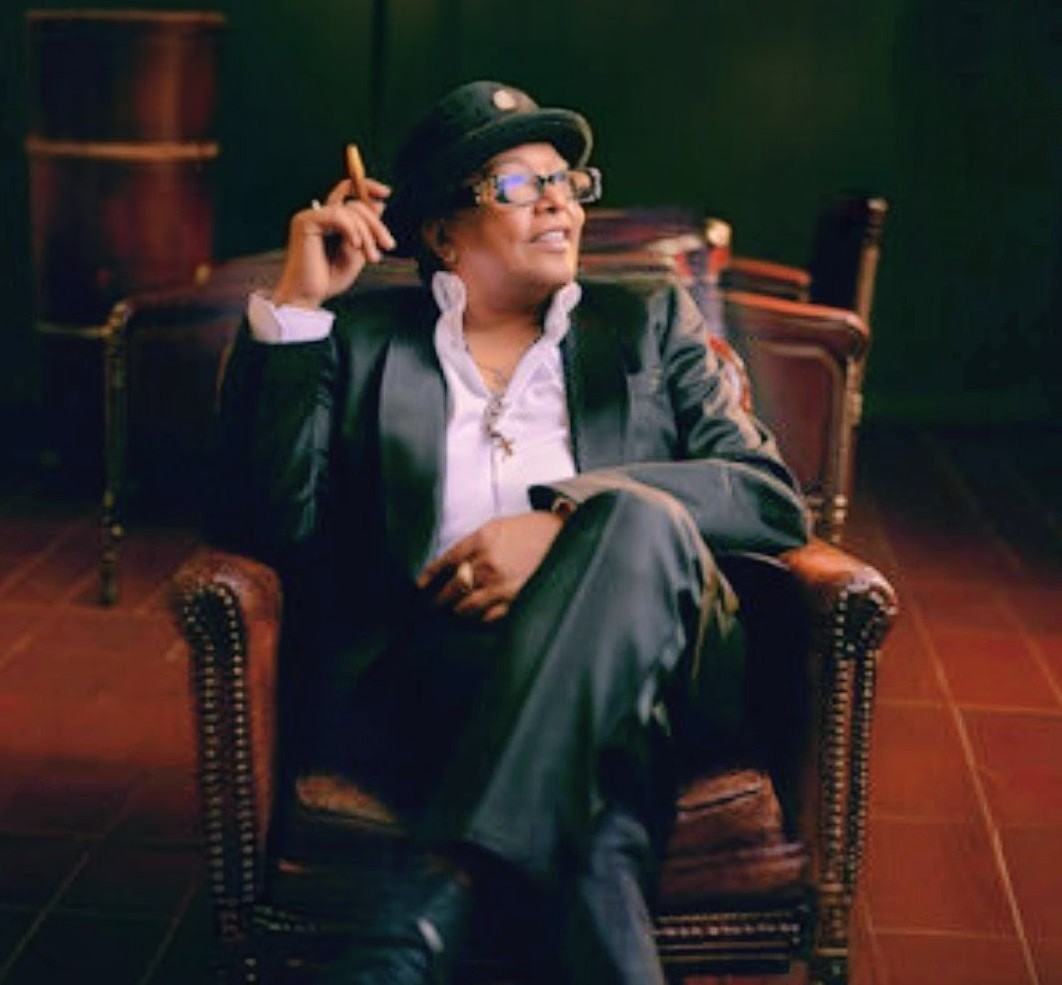 Sergio Vargas reafirma su legado con su nuevo álbum “De Todo Un Poco”