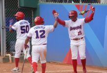 RD gana y se cita con Venezuela por el oro del softbol masculino