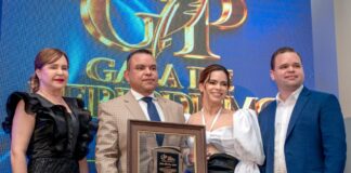 Gala de Periodismo Sánchez Ramírez reconoce al doctor Julio Landrón de la Rosa